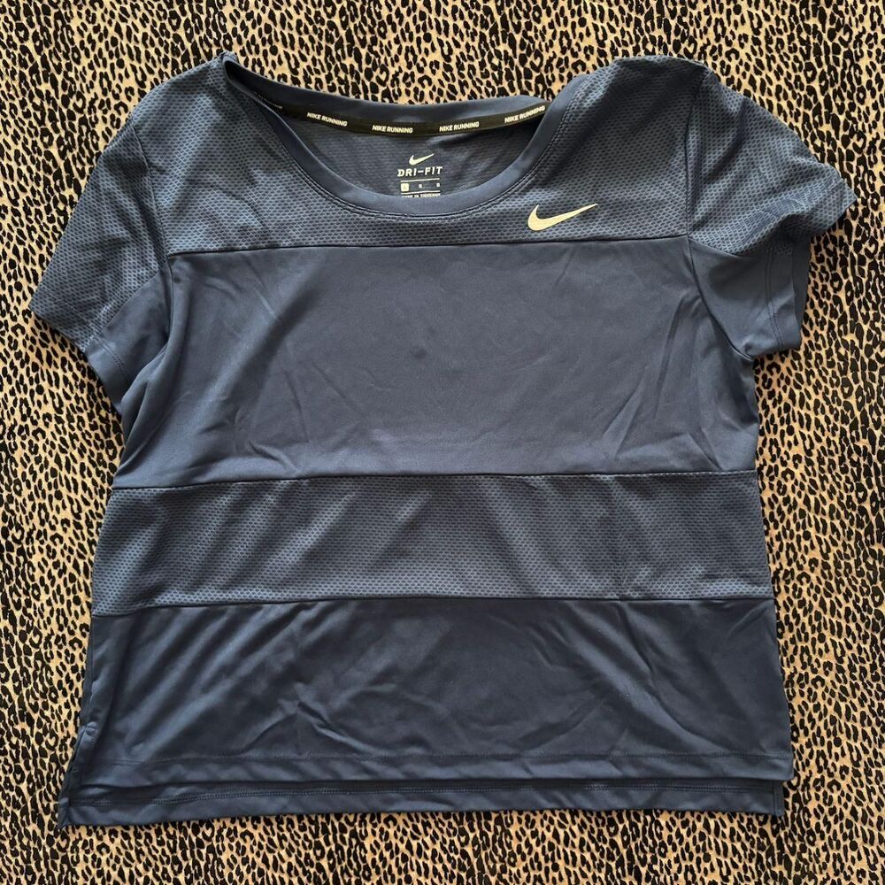 Nike Women's Navy Blue T-shirt